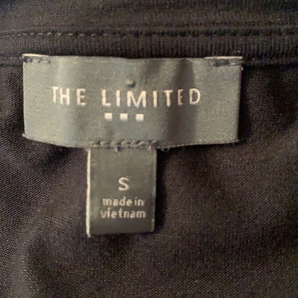 The Limited Black Tunic Length Split Back Top - Picture 8 of 10